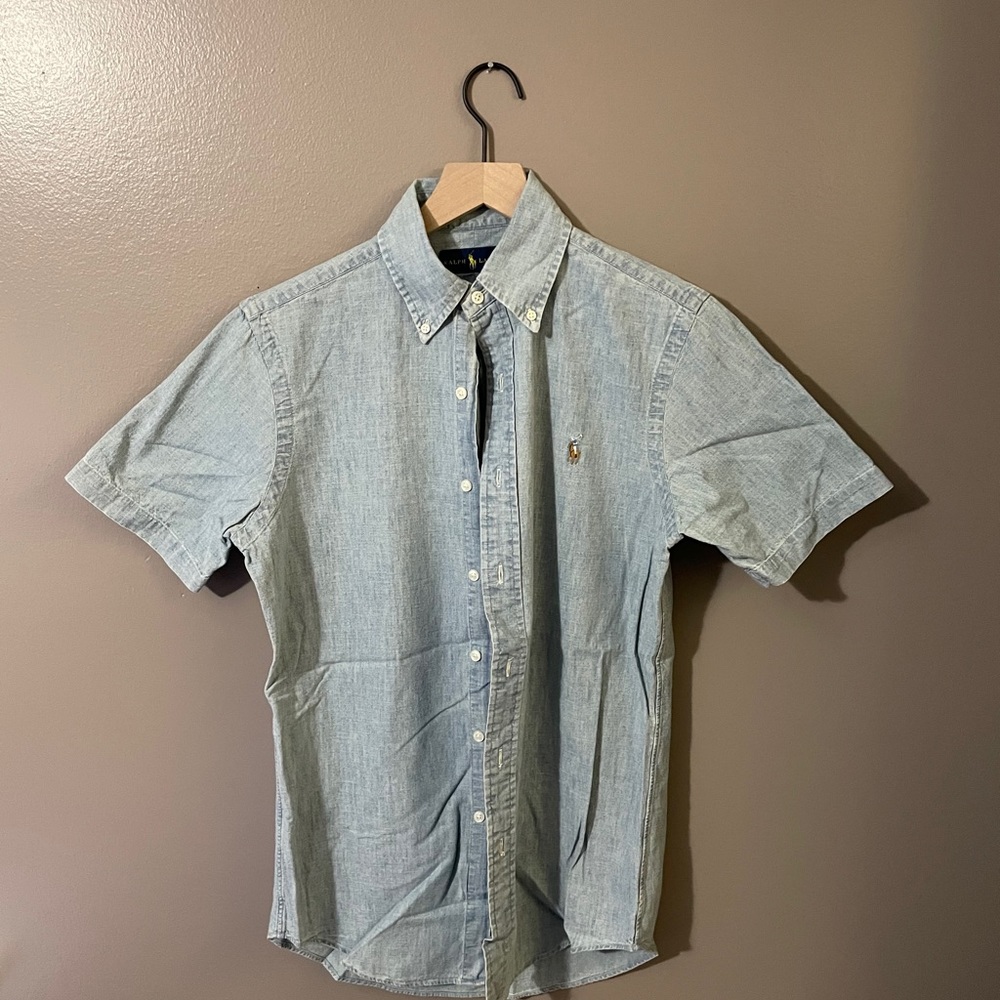 Ralph Lauren men’s short sleeve button down.